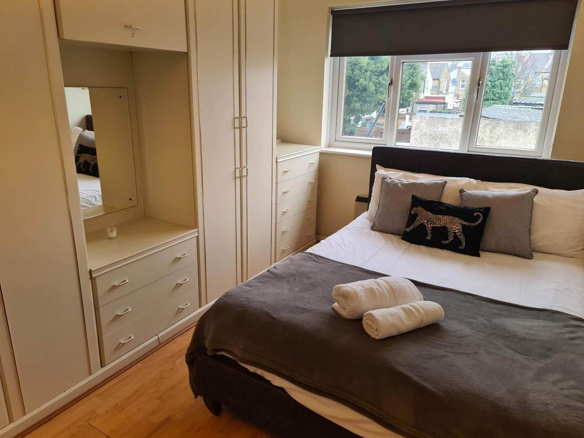 Sav Apartments Watford Уотфорд Номер фото