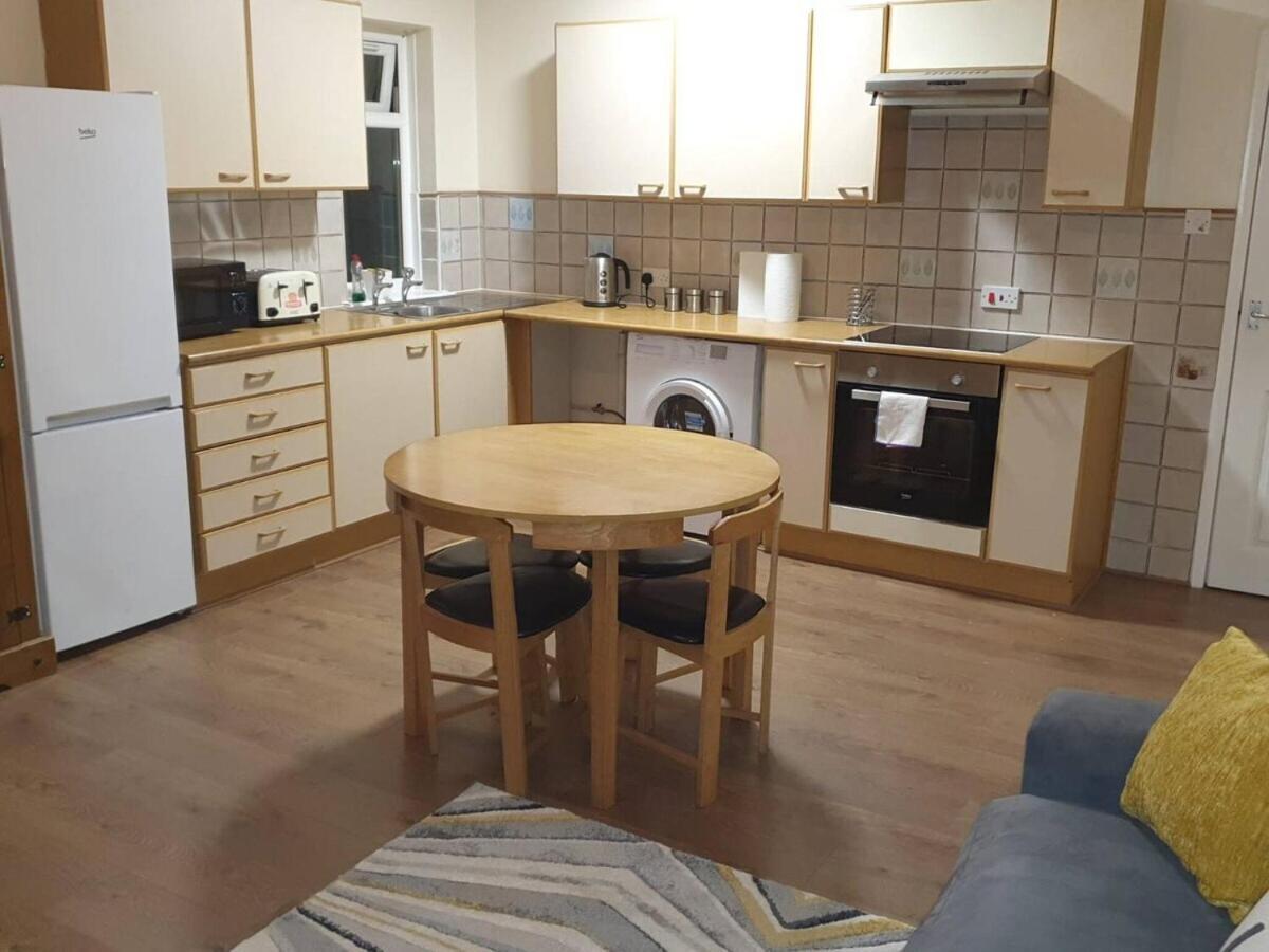 Sav Apartments Watford Уотфорд Номер фото